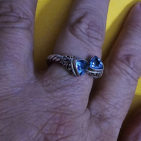 Gorgeous and Unique London Blue Topaz Ring Set in 925 Sterling Silver/ Size 8 - Picture 8 of 16